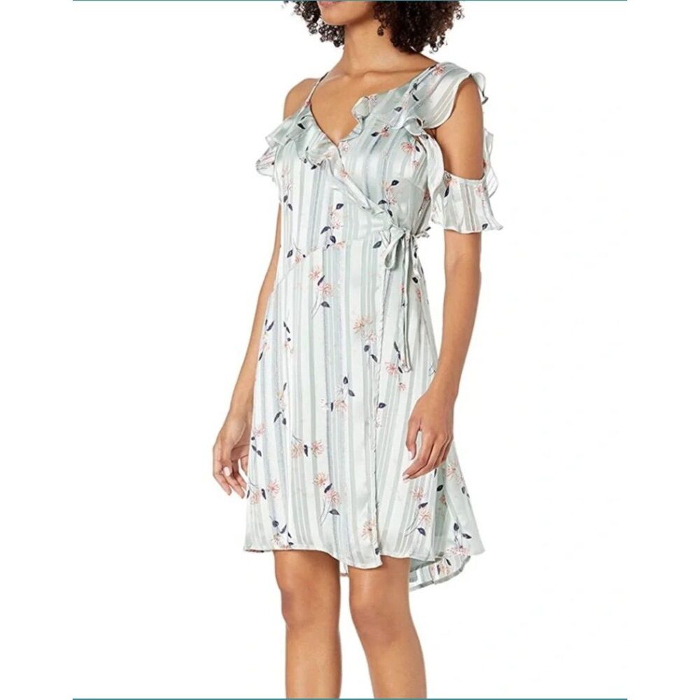 NWT! ASTR Mint Josie Ruffle Cold Shoulder Mini Dress | SZ Large